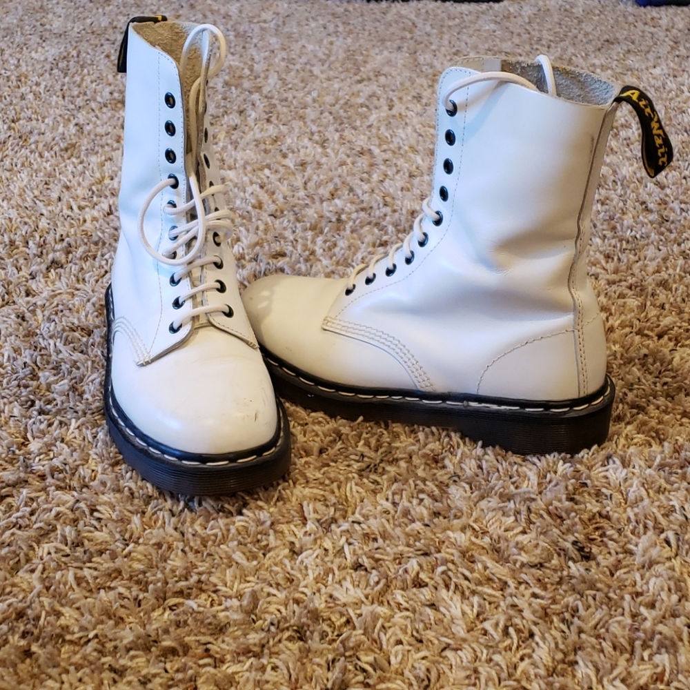 Dr. Martens